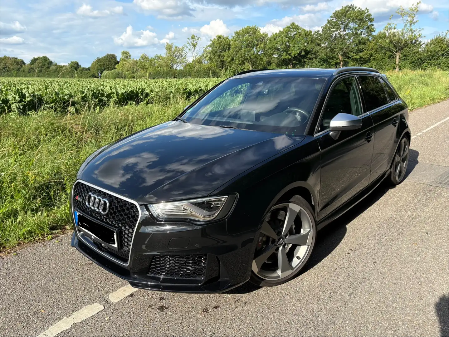 Audi RS3 Sportback S tronic - 1
