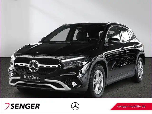 Mercedes-Benz GLA 200 Rückfahrkamera Sitzheizung Spiegel-Paket