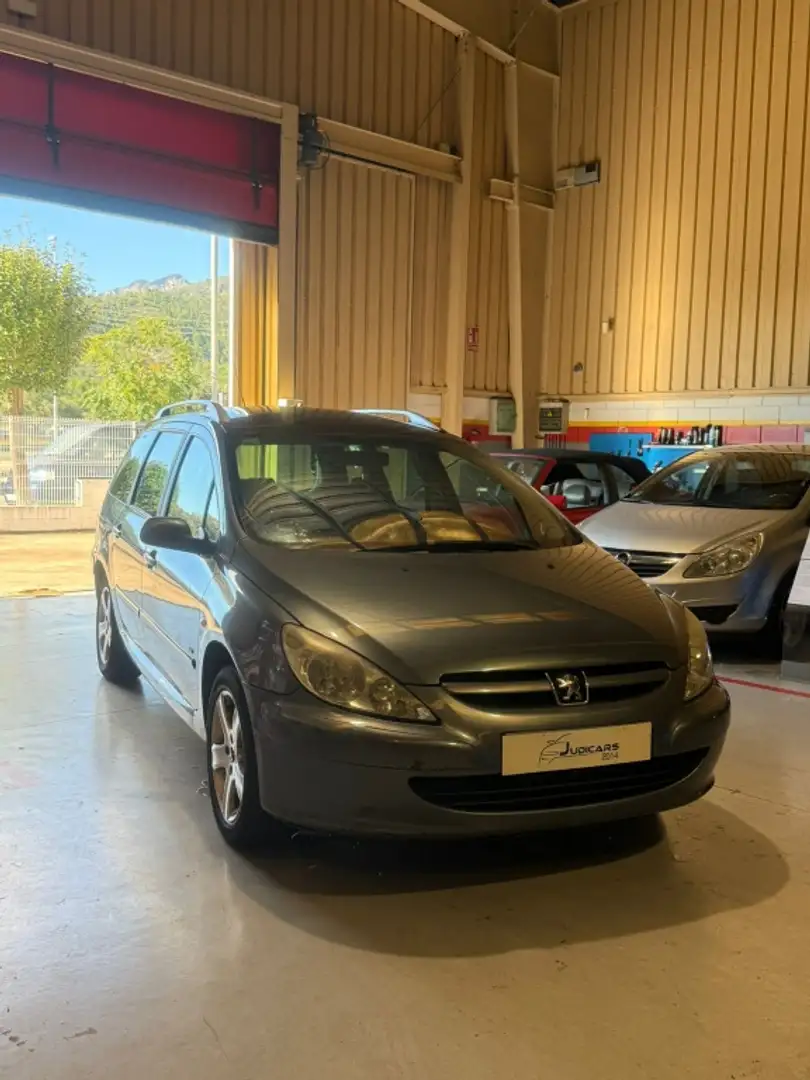 Peugeot 307 SW 1.6HDI 110 Gris - 1