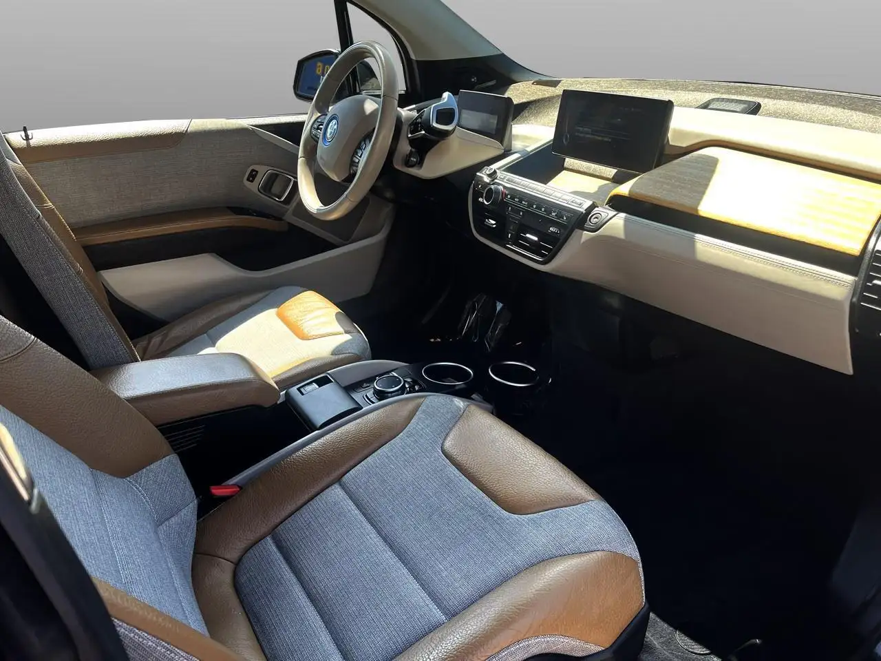 BMW i3 снимка BMW i3