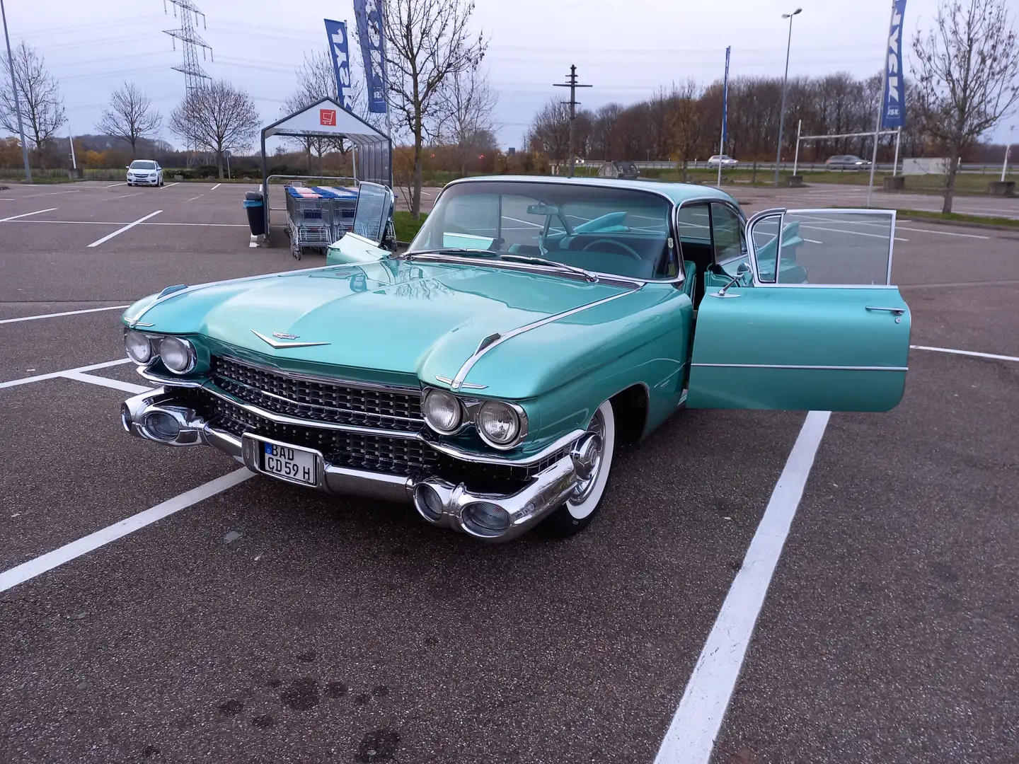 Cadillac Series 62 Sedan Grün - 2