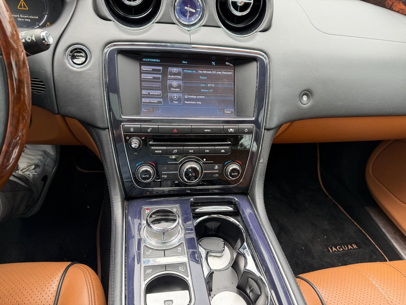Jaguar XJ 5.0 V8 Portfolio aut,panorama,leer,boekjes — photo 9