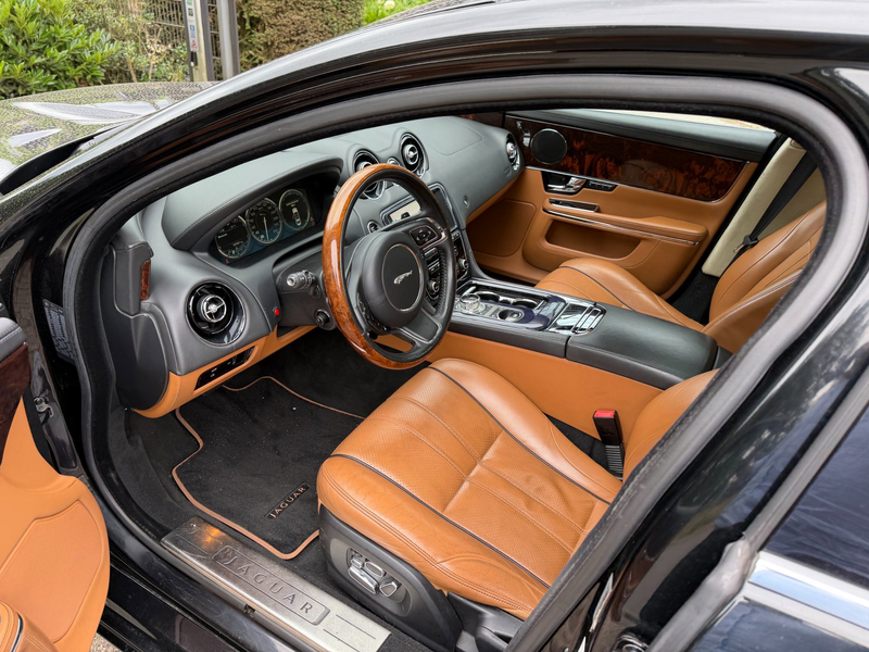 Jaguar XJ 5.0 V8 Portfolio aut,panorama,leer,boekjes — photo 8