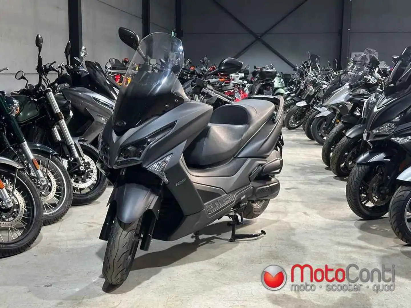 Kymco X-Town 125 Negro - 1