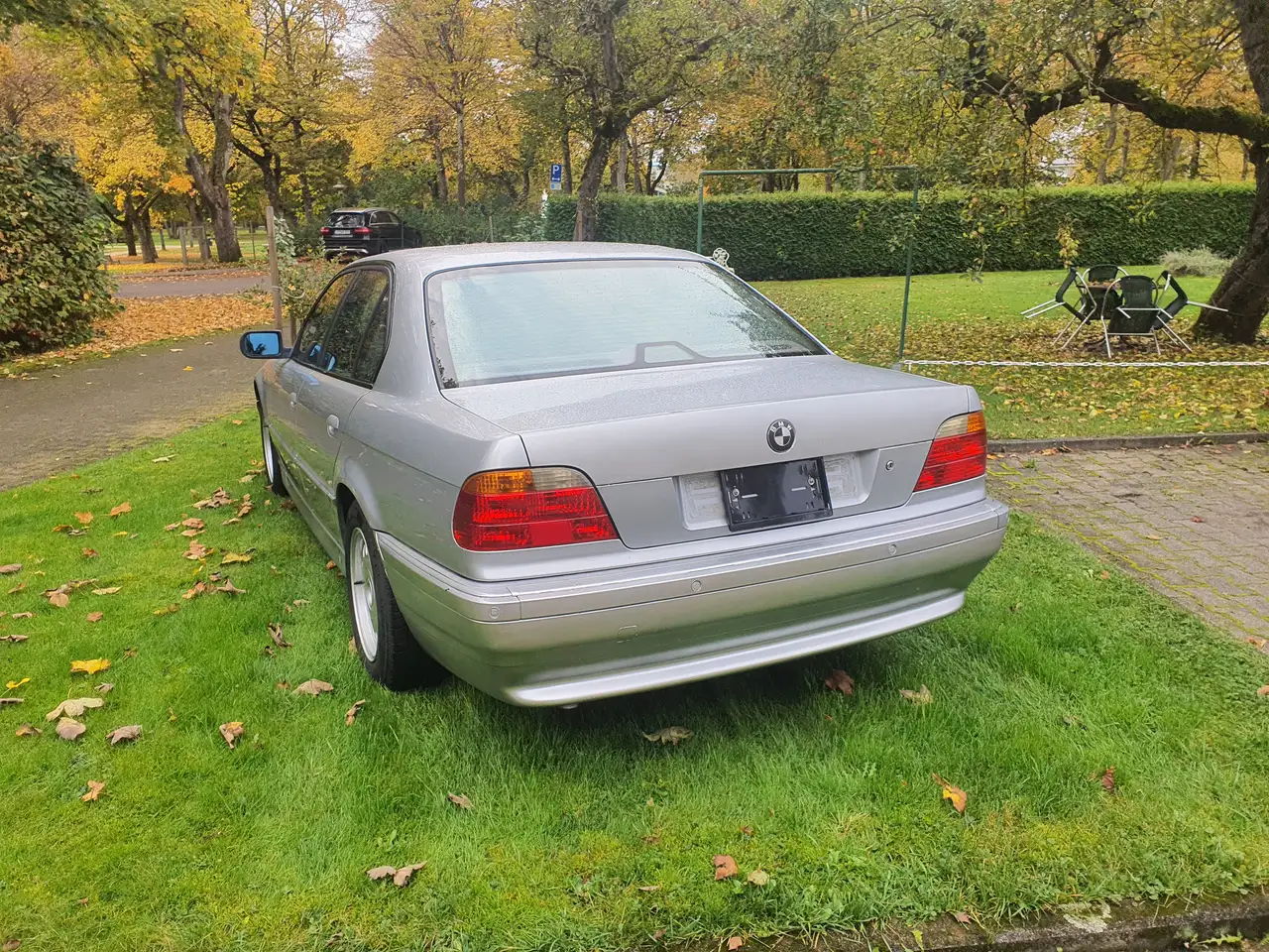 BMW 728