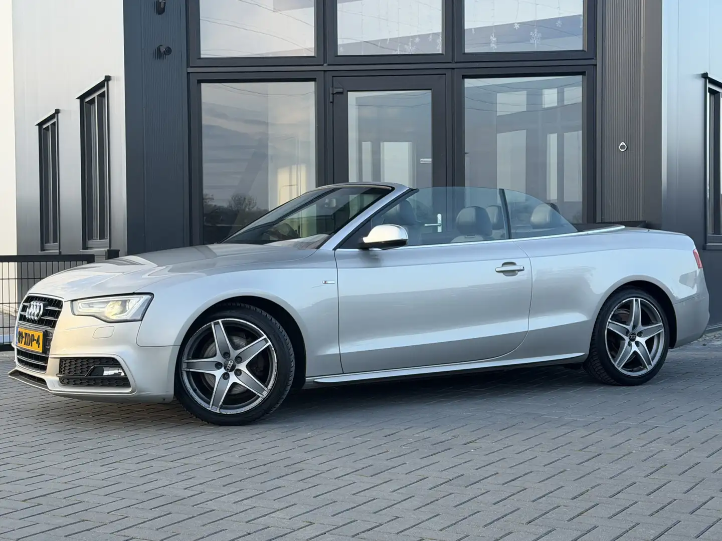Audi A5 Cabriolet 1.8 TFSI Pro Line S Gris - 1