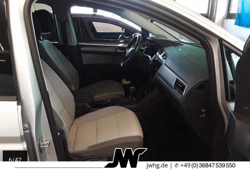Volkswagen Touran Comfortline 7Sitze ACC AHK DigitalCockpit — photo 7