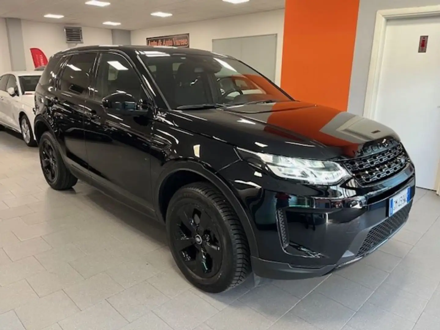 Land Rover Discovery Sport 2.0 eD4 150 CV 2WD Pure Noir - 2