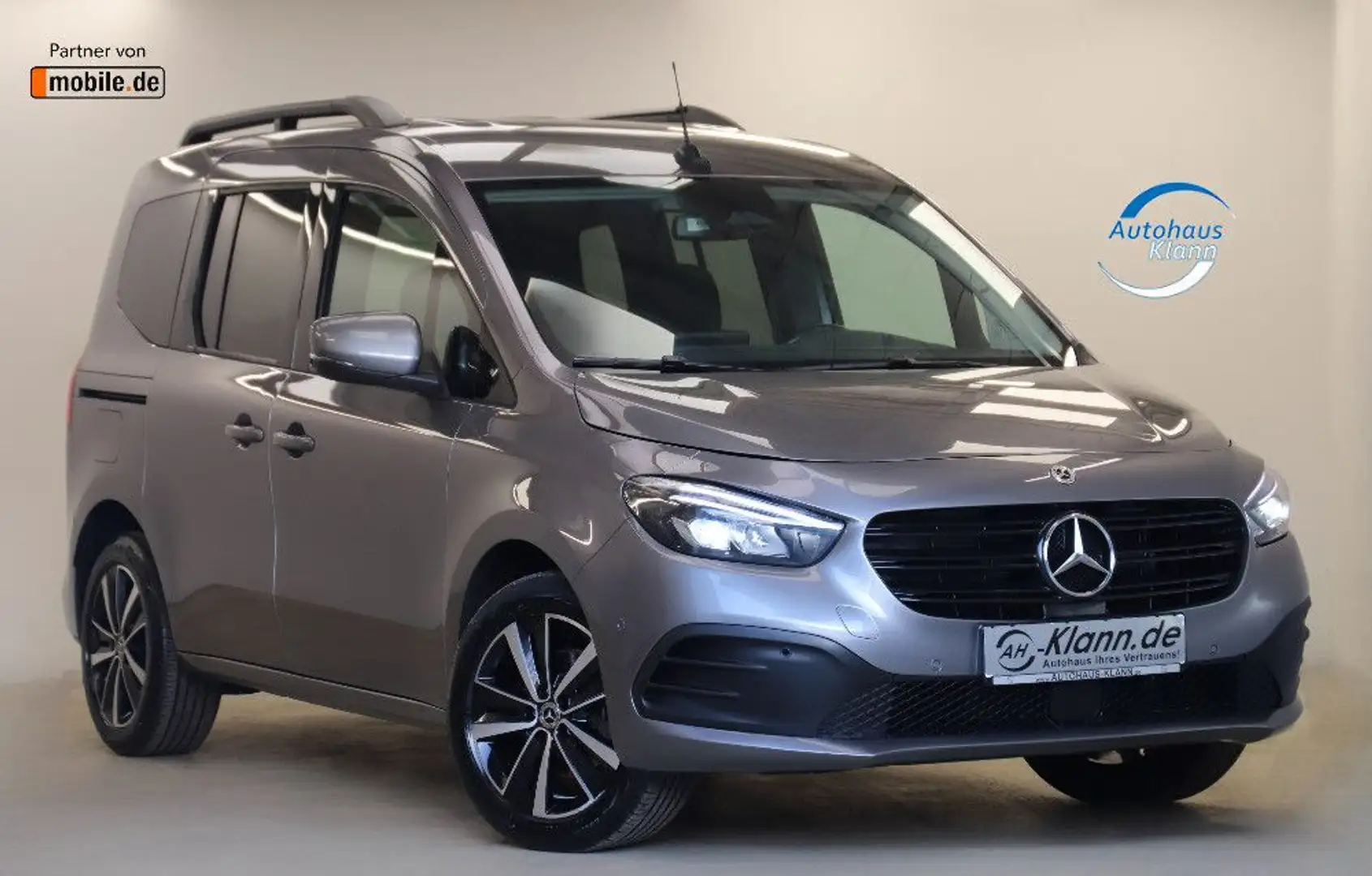 Mercedes-Benz Clase T T 180 131PS Edition Progressive Navi AHK 1.Hand Gris - 1