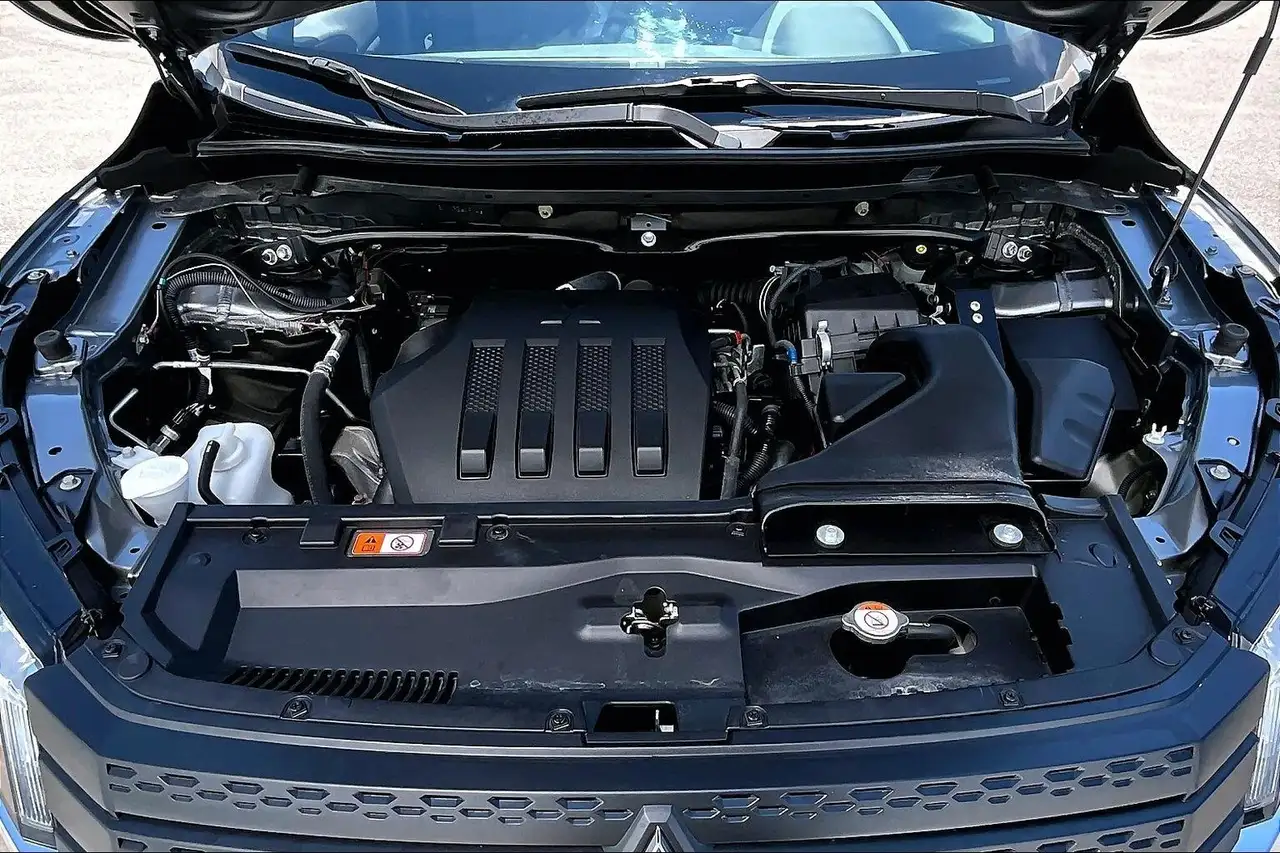 Mitsubishi Eclipse Cross photo Mitsubishi Eclipse Cross