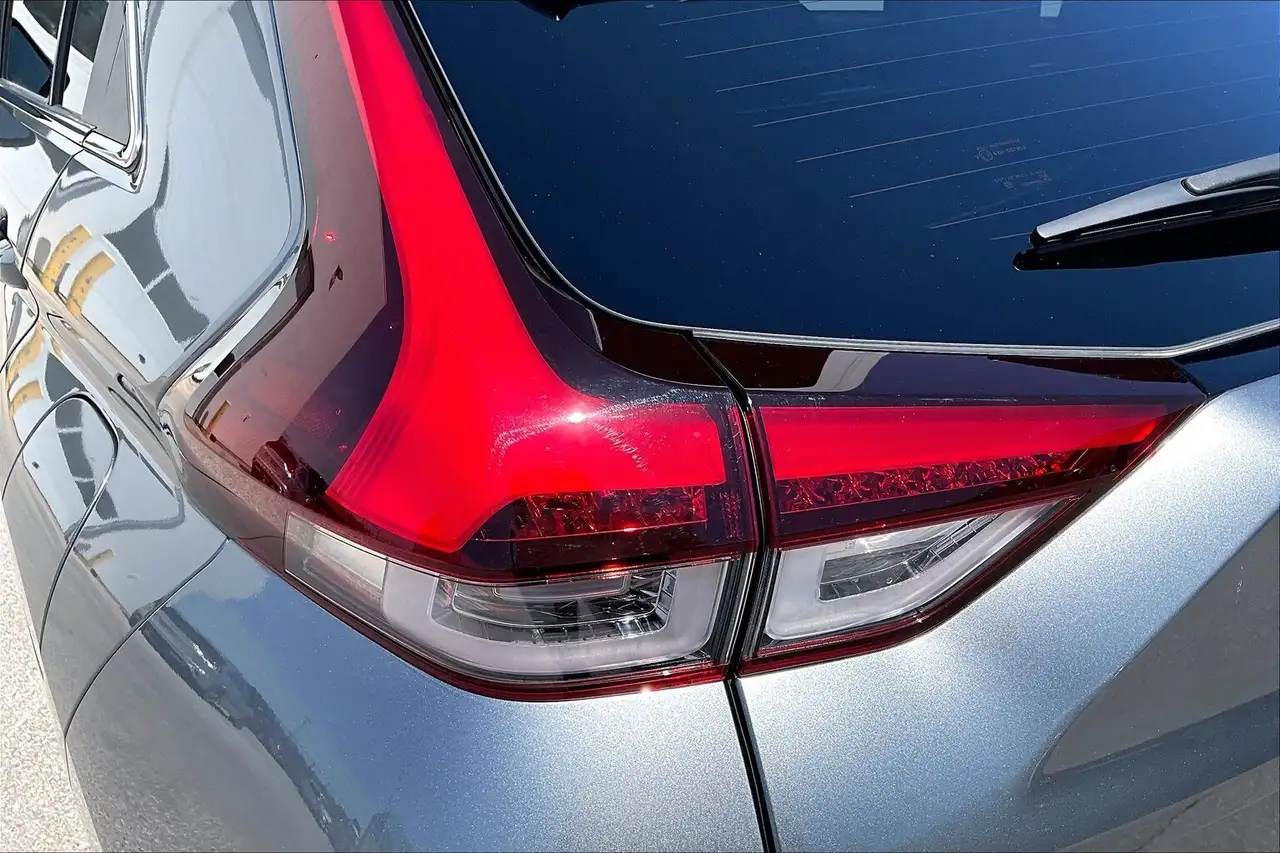 Mitsubishi Eclipse Cross photo Mitsubishi Eclipse Cross