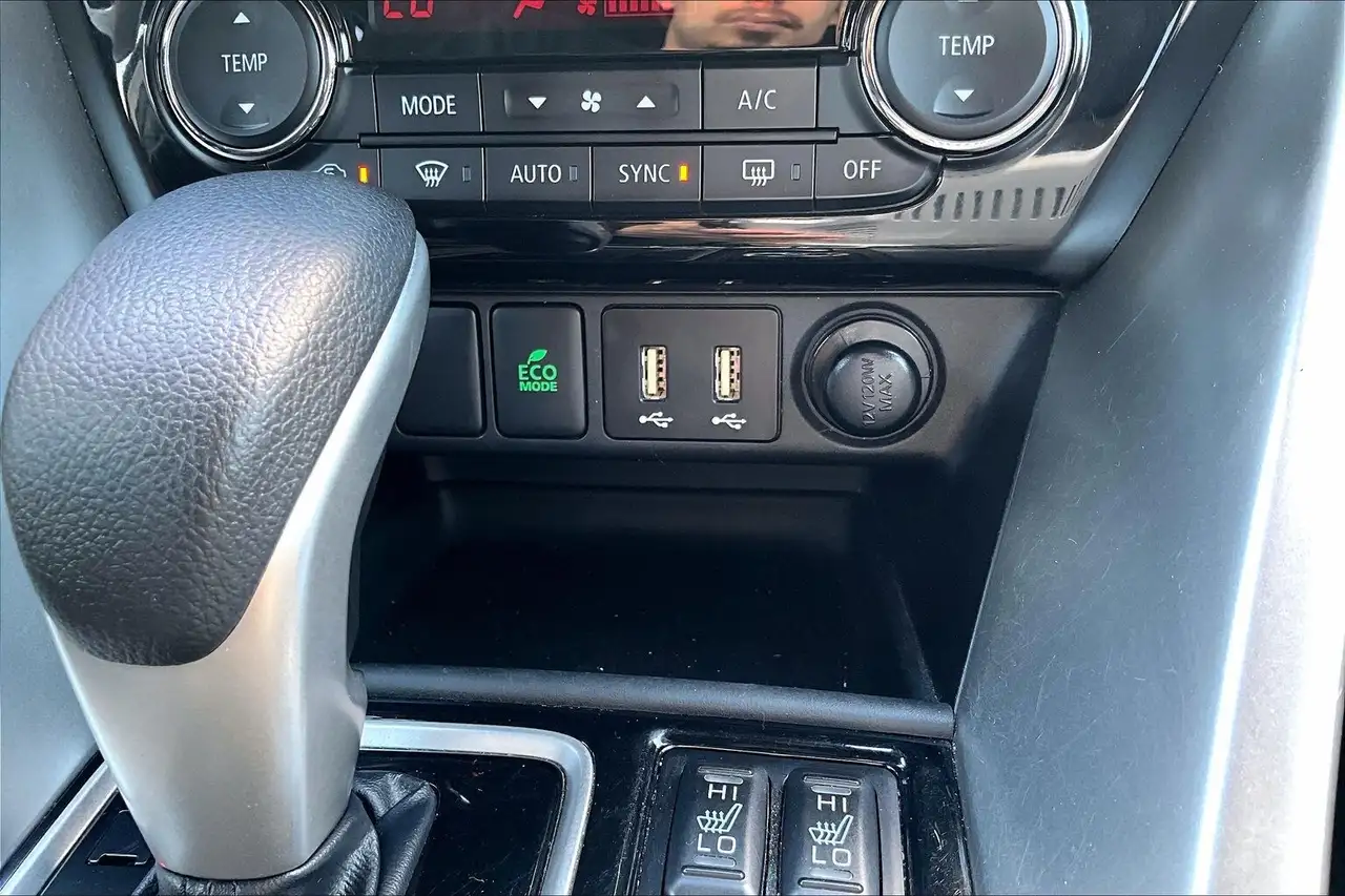 Mitsubishi Eclipse Cross photo Mitsubishi Eclipse Cross