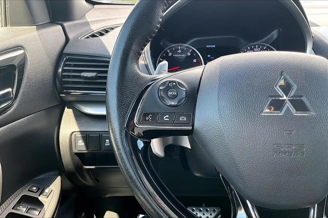 Mitsubishi Eclipse Cross photo Mitsubishi Eclipse Cross