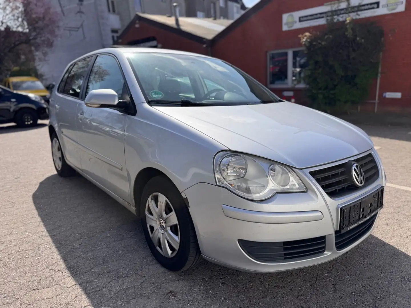 Volkswagen Polo IV Comfortline 1.4 TDI EURO4*KLIMA*SITZHEIZ Argent - 1