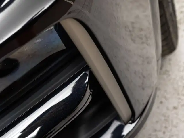 Porsche Macan view 9