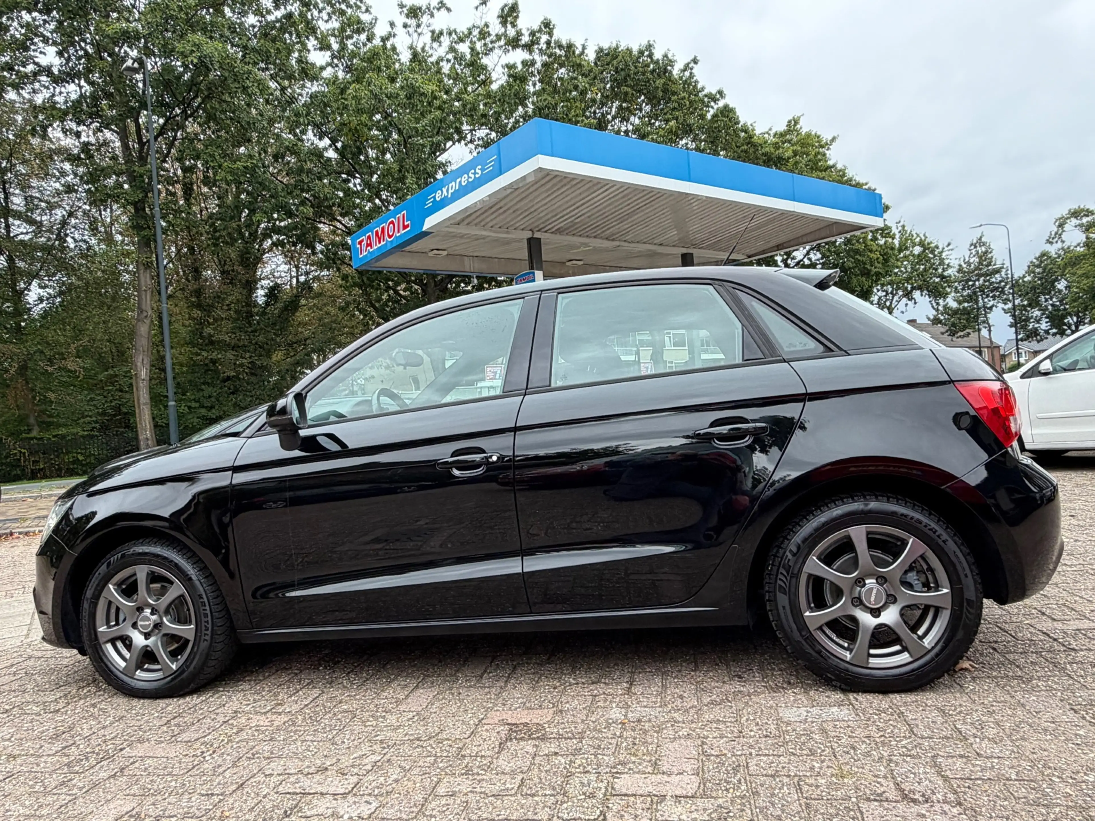 Audi A1 SPORTBACK 1.2 TFSI Attraction*5DRS*NAVI*PDC*STOELV — photo 8