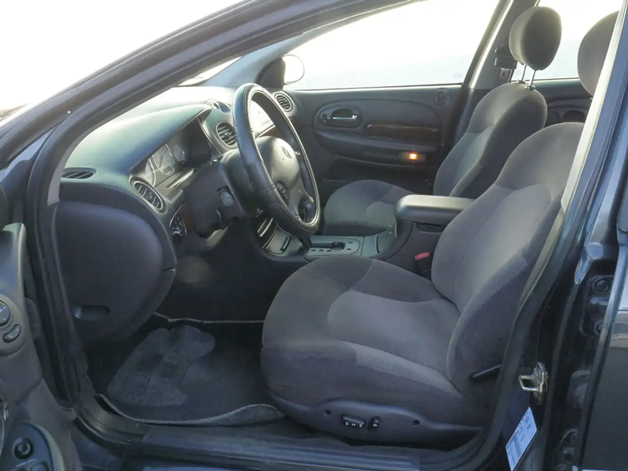 Chrysler 300 M 2.7 V6 24V, foto 10