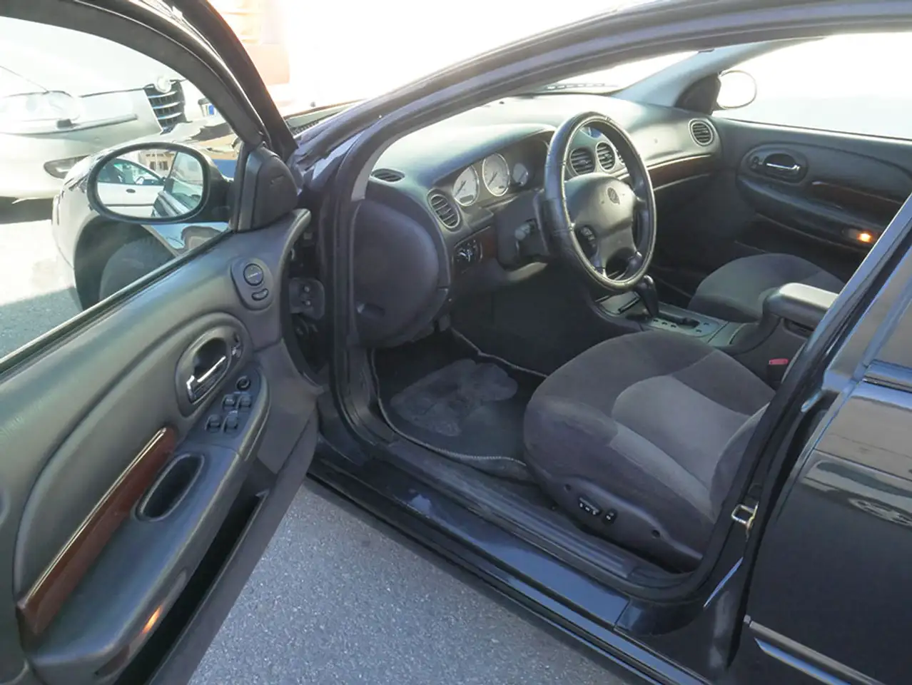 Chrysler 300 M 2.7 V6 24V, foto 9