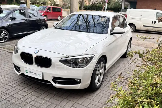 BMW 116 116d 5p. Sport
