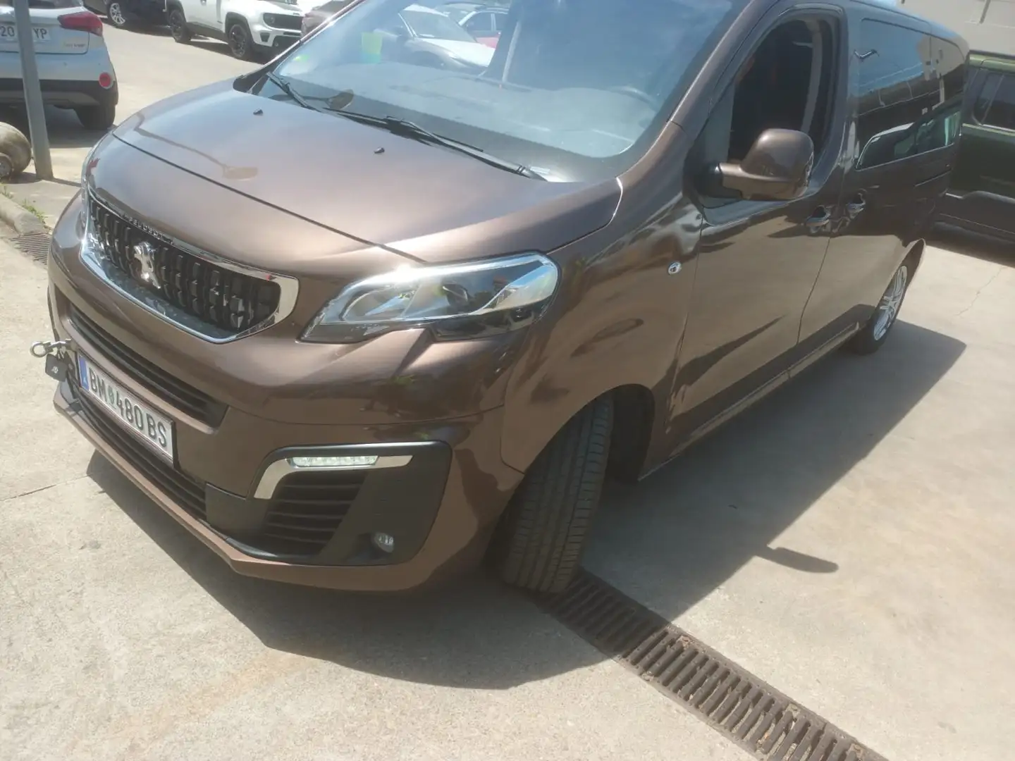 Peugeot Traveller Traveller Active L1 BlueHDI 150 S Braun - 2