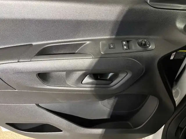 Opel Combo view 10