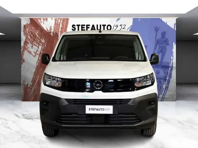Opel Combo view 4