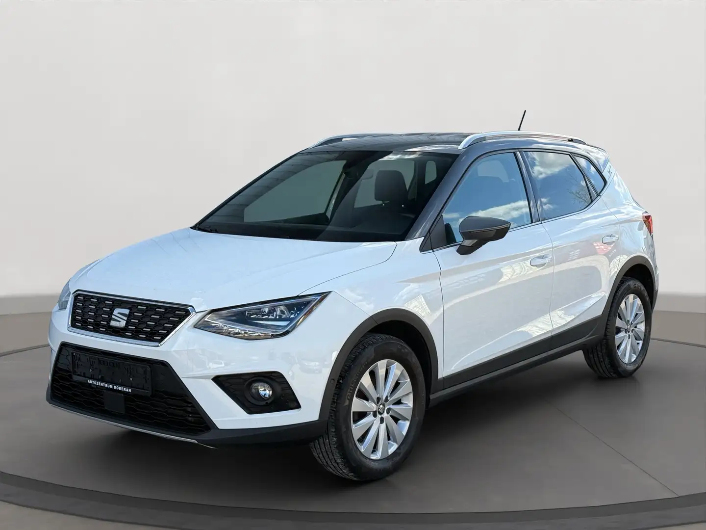 SEAT Arona Xcellence LED Keyless Go R-Kamera Totwinkel Navi Weiß - 1