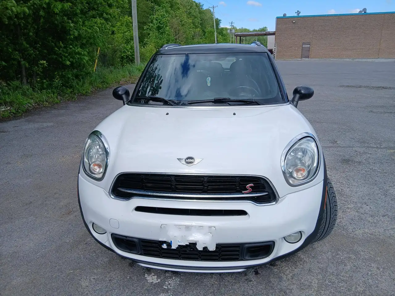 MINI Cooper Countryman снимка MINI Cooper Countryman