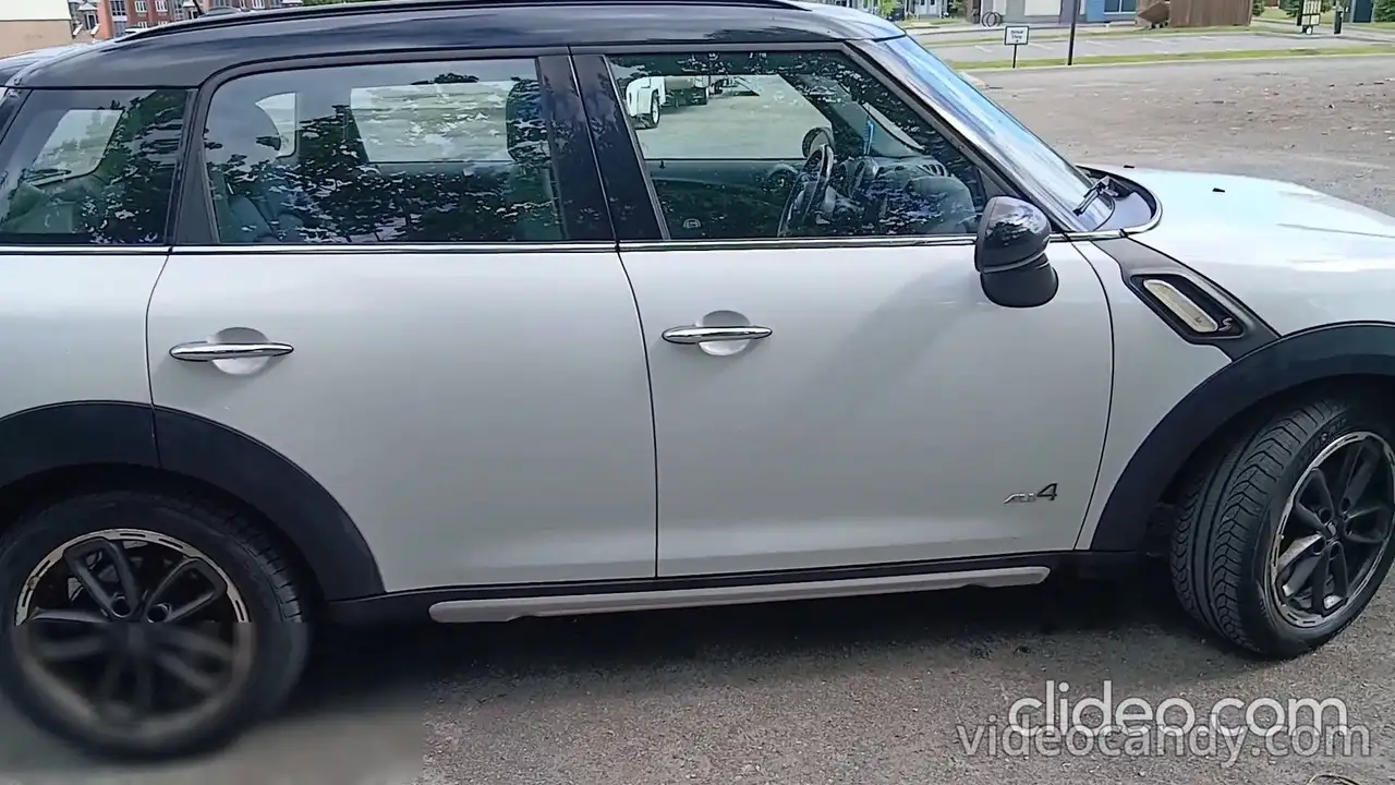 MINI Cooper Countryman снимка MINI Cooper Countryman