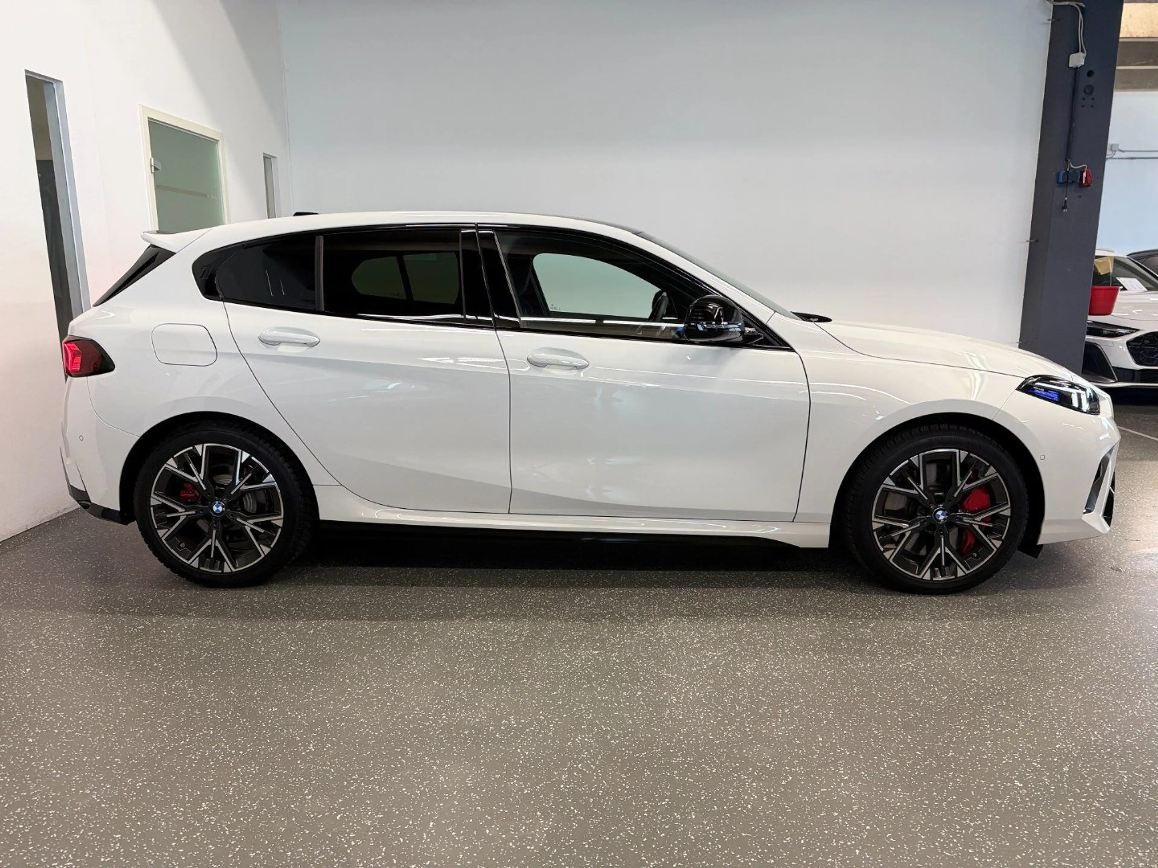 BMW 120 - 120*M-SPORT*LANE*ACC*H&K*KAMERA*MASSAGE*STA — photo 4