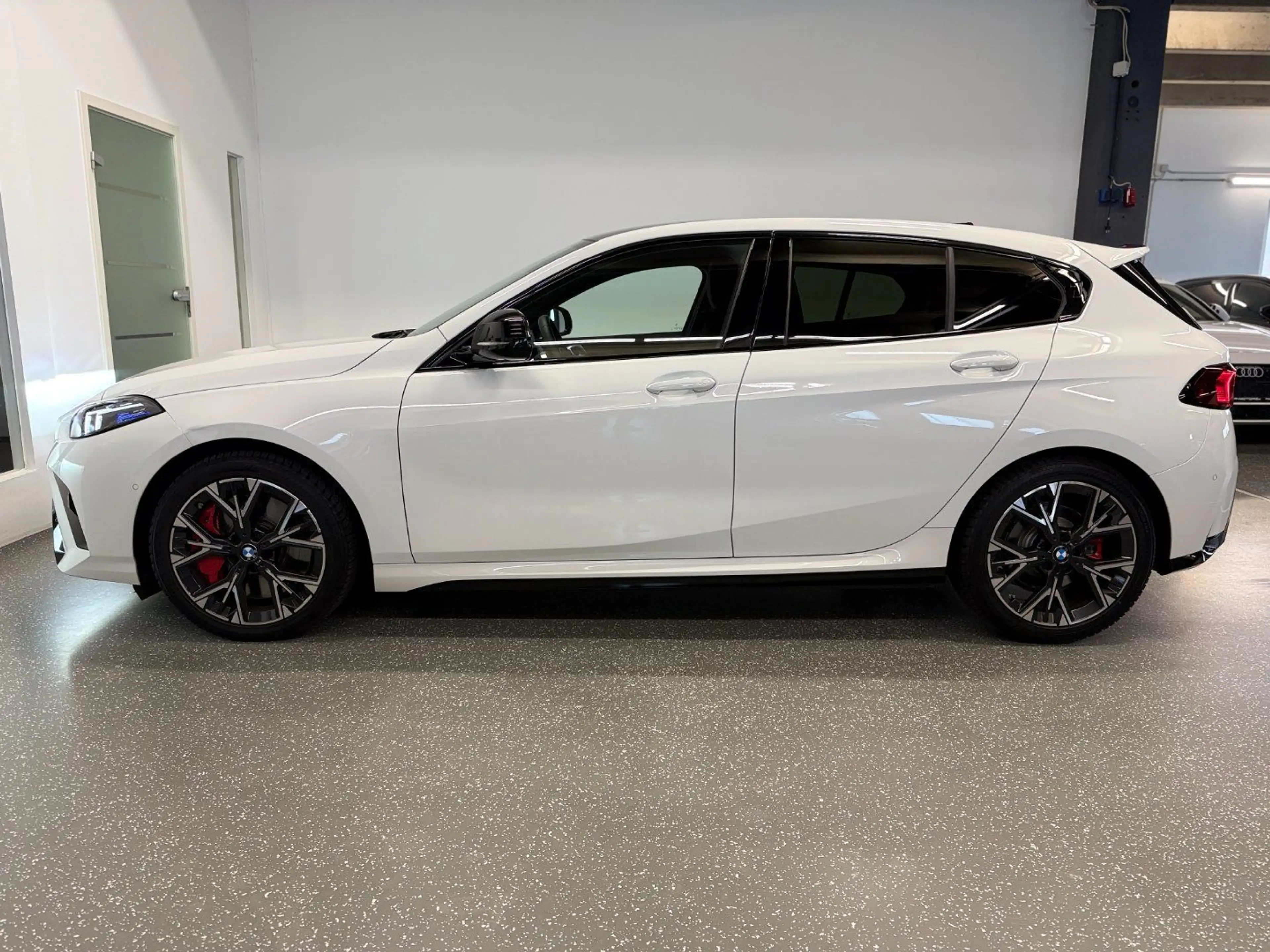 BMW 120 - 120*M-SPORT*LANE*ACC*H&K*KAMERA*MASSAGE*STA — photo 8