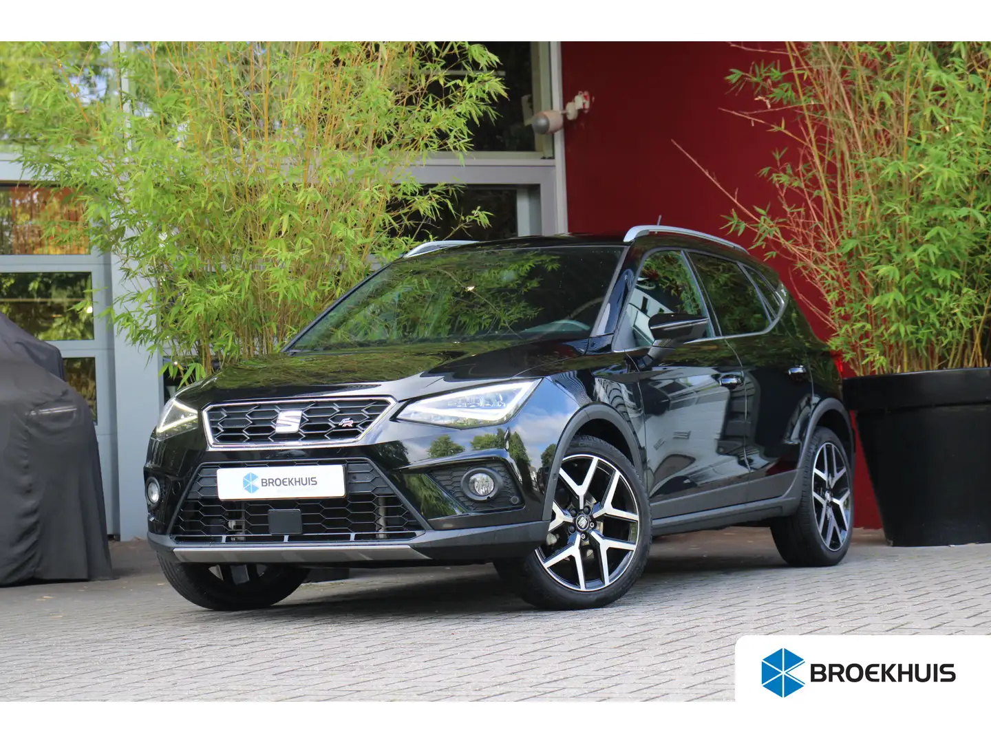SEAT Arona 1.0 TSI FR Limited Edition | 1e eig. | NL auto | N Noir - 1