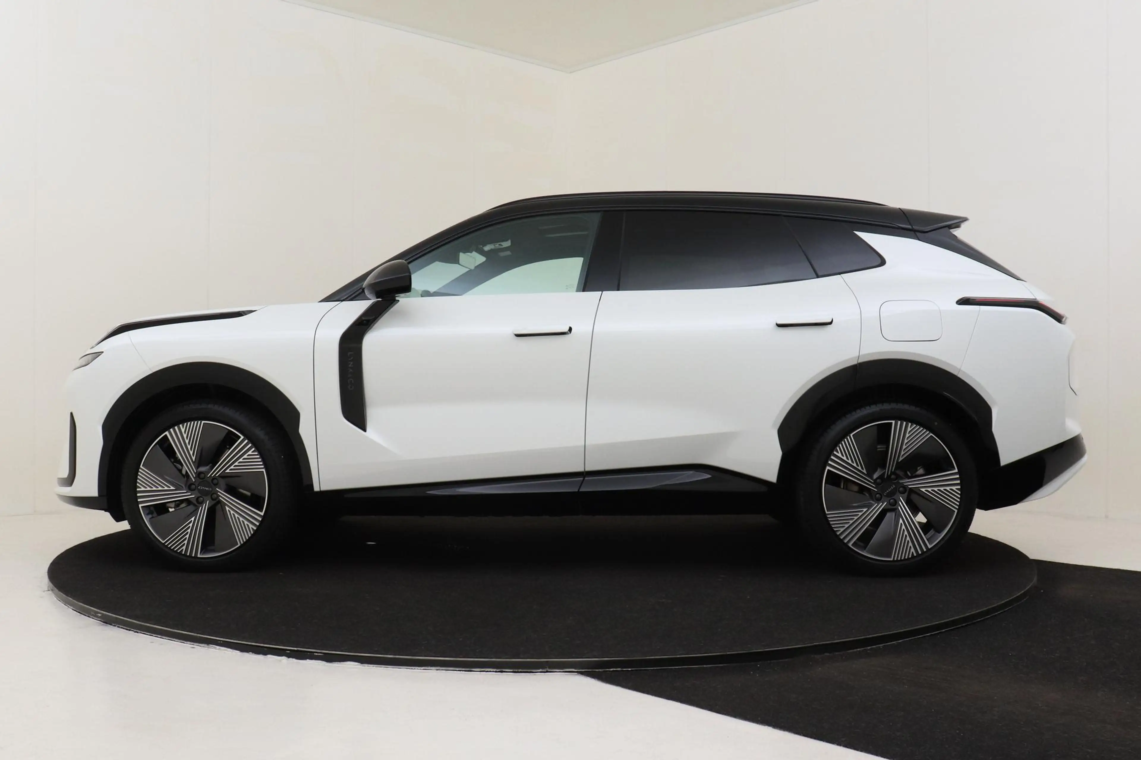 Lynk & Co 08 1.5 PHEV MORE -PANO.DAK|ADAP.CRUISE|HARMAN/KARDON| — photo 7