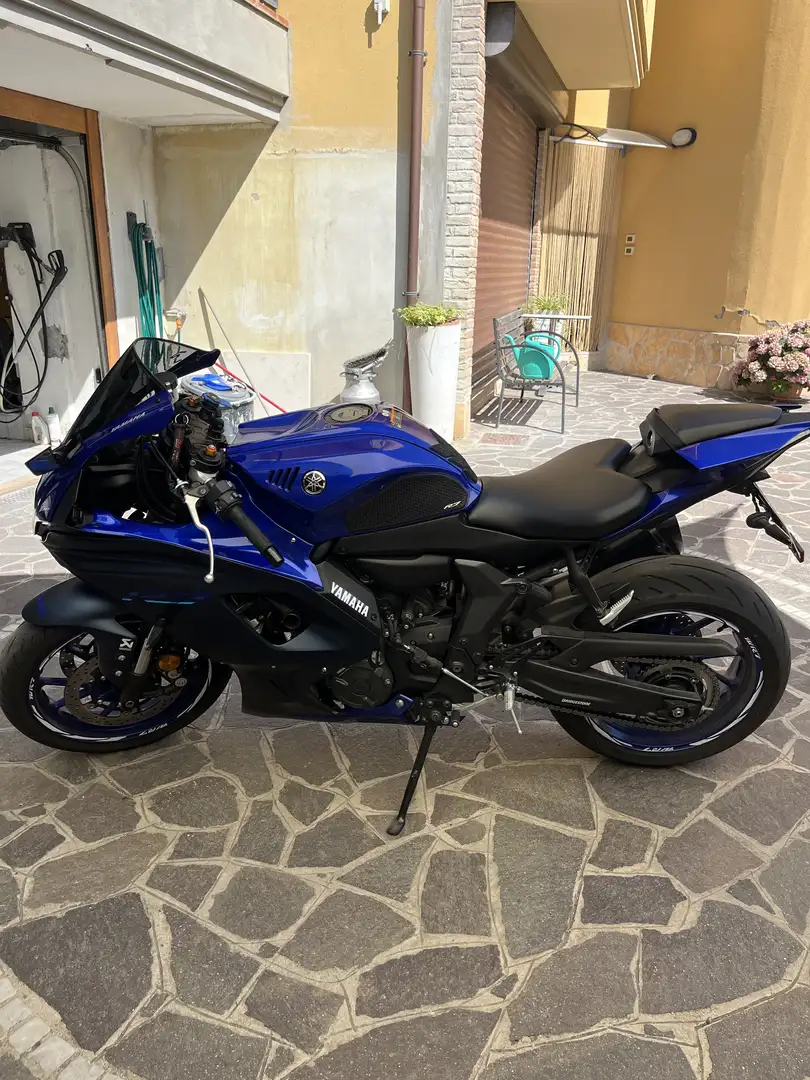 Yamaha YZF-R7 - 2