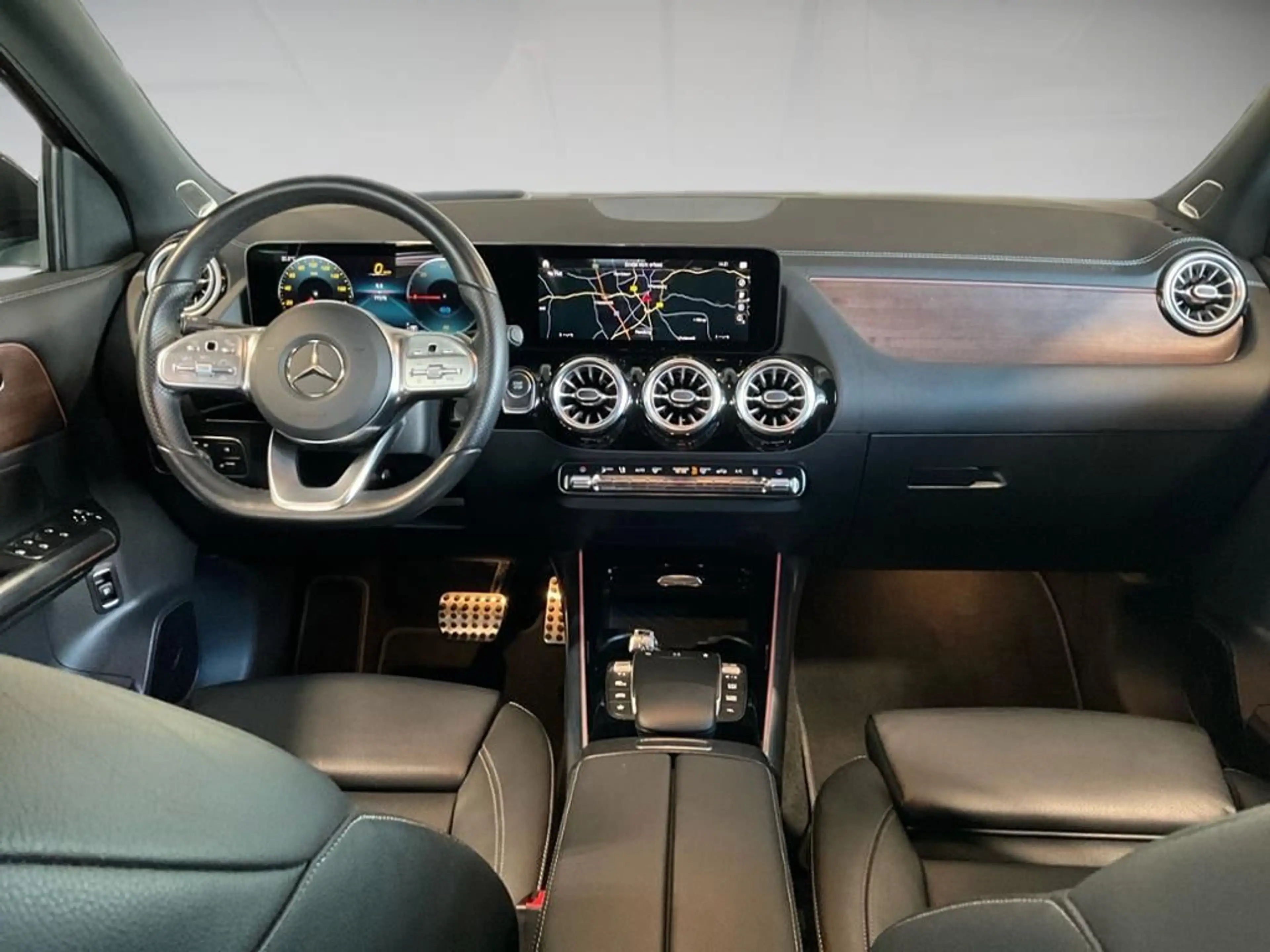 Mercedes-Benz EQA 250+ AMG Line ACC AUT HUD Kam. KeyLess LED — photo 10