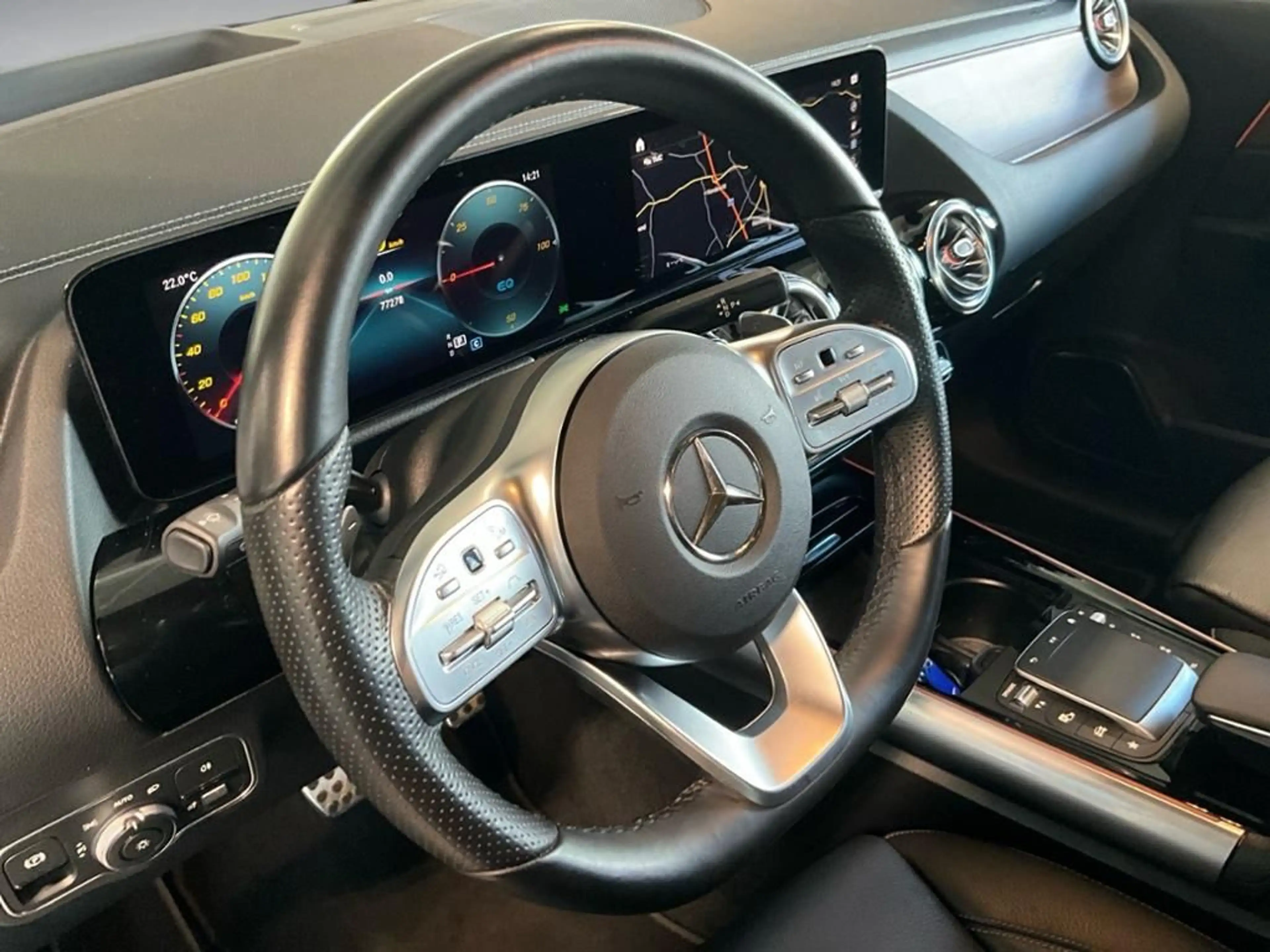Mercedes-Benz EQA 250+ AMG Line ACC AUT HUD Kam. KeyLess LED — photo 11