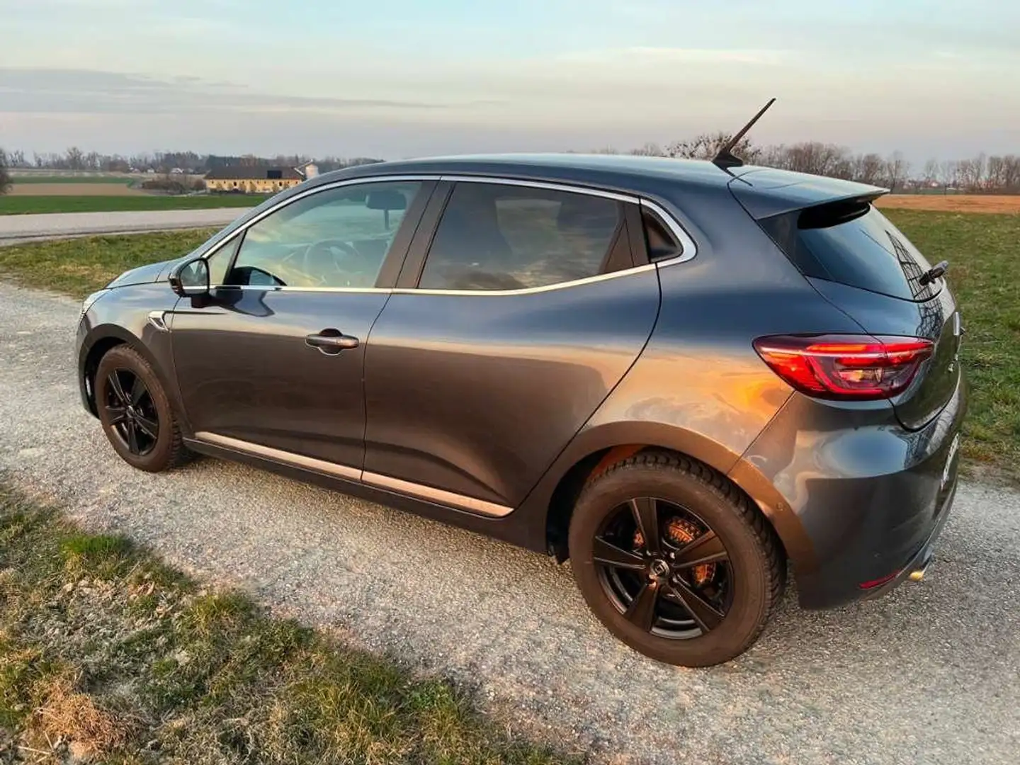 Renault Clio Clio RS-Line TCe 100 RS-Line Grau - 2