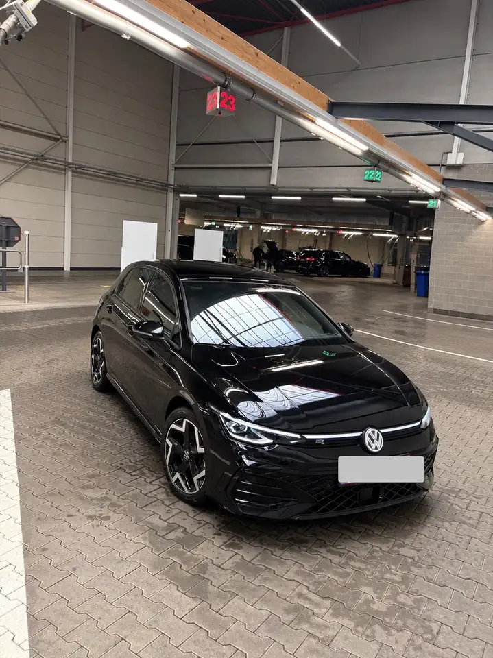 Volkswagen Golf R