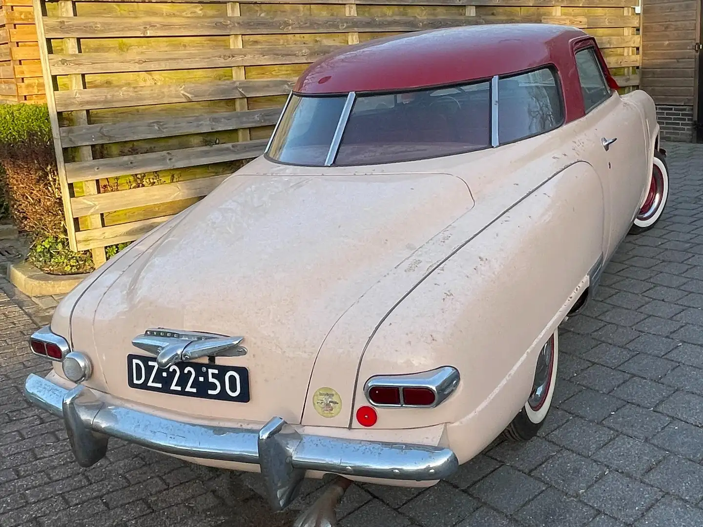 Studebaker Champion Starlight Coupe Beige - 2