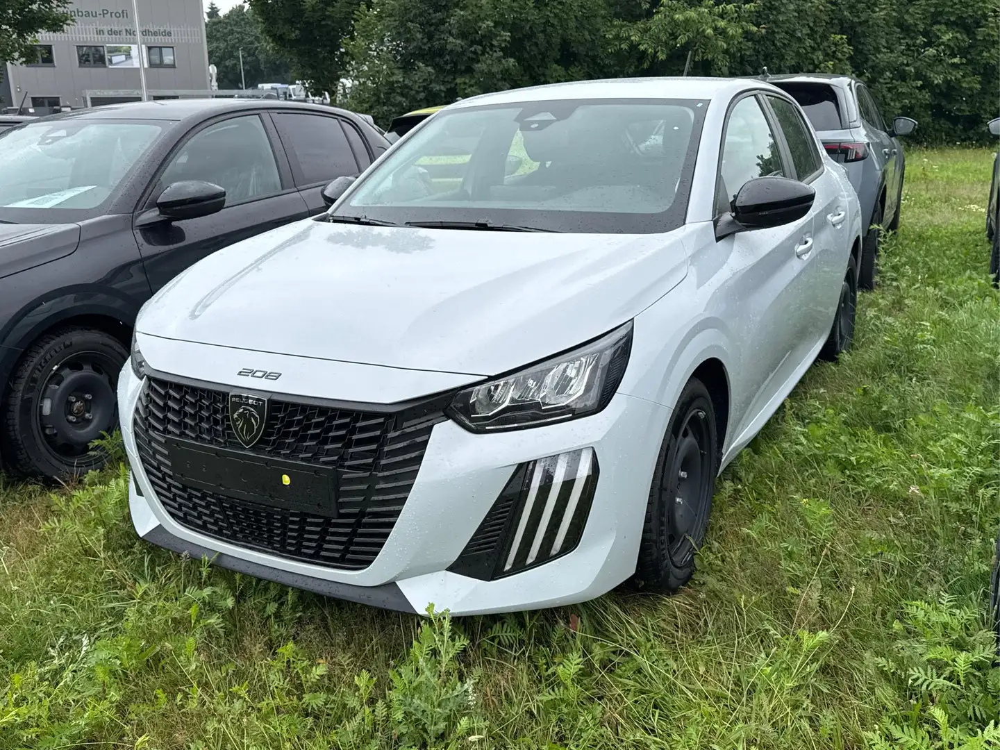 Peugeot 208 Style MAN6+SHZ+LED+PDC+TEMPOMAT 1.2l Turbo MAN6... Weiß - 1