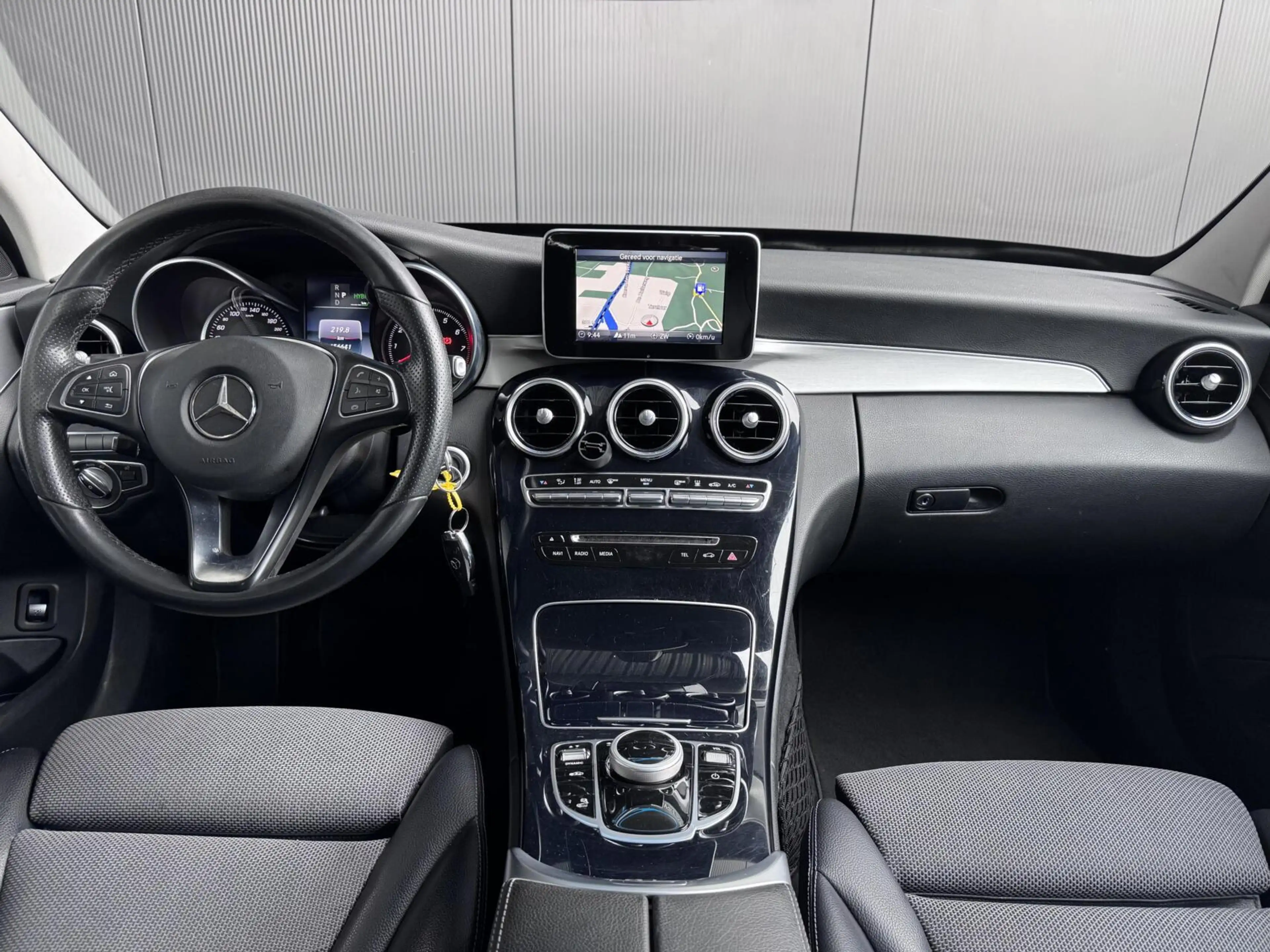 Mercedes-Benz C 350 Estate e Lease Edition — photo 2