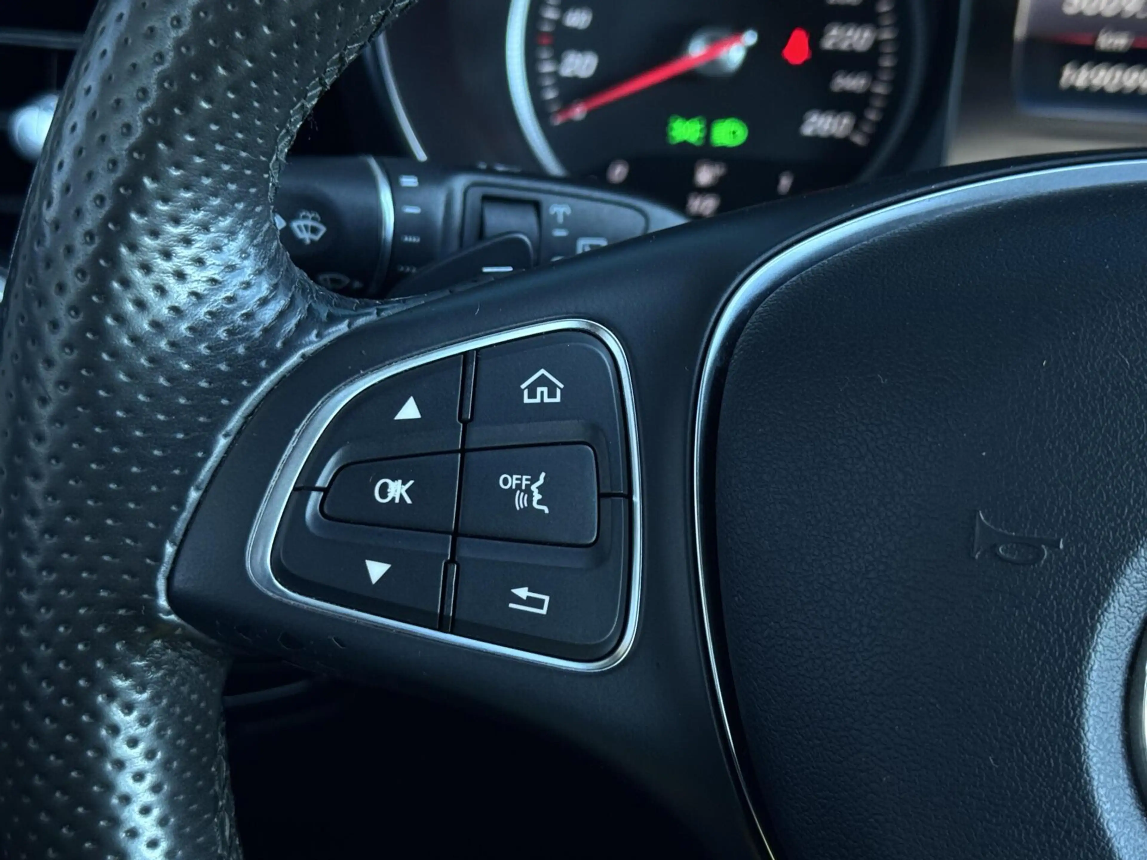 Mercedes-Benz C 350 Estate e Lease Edition — photo 21