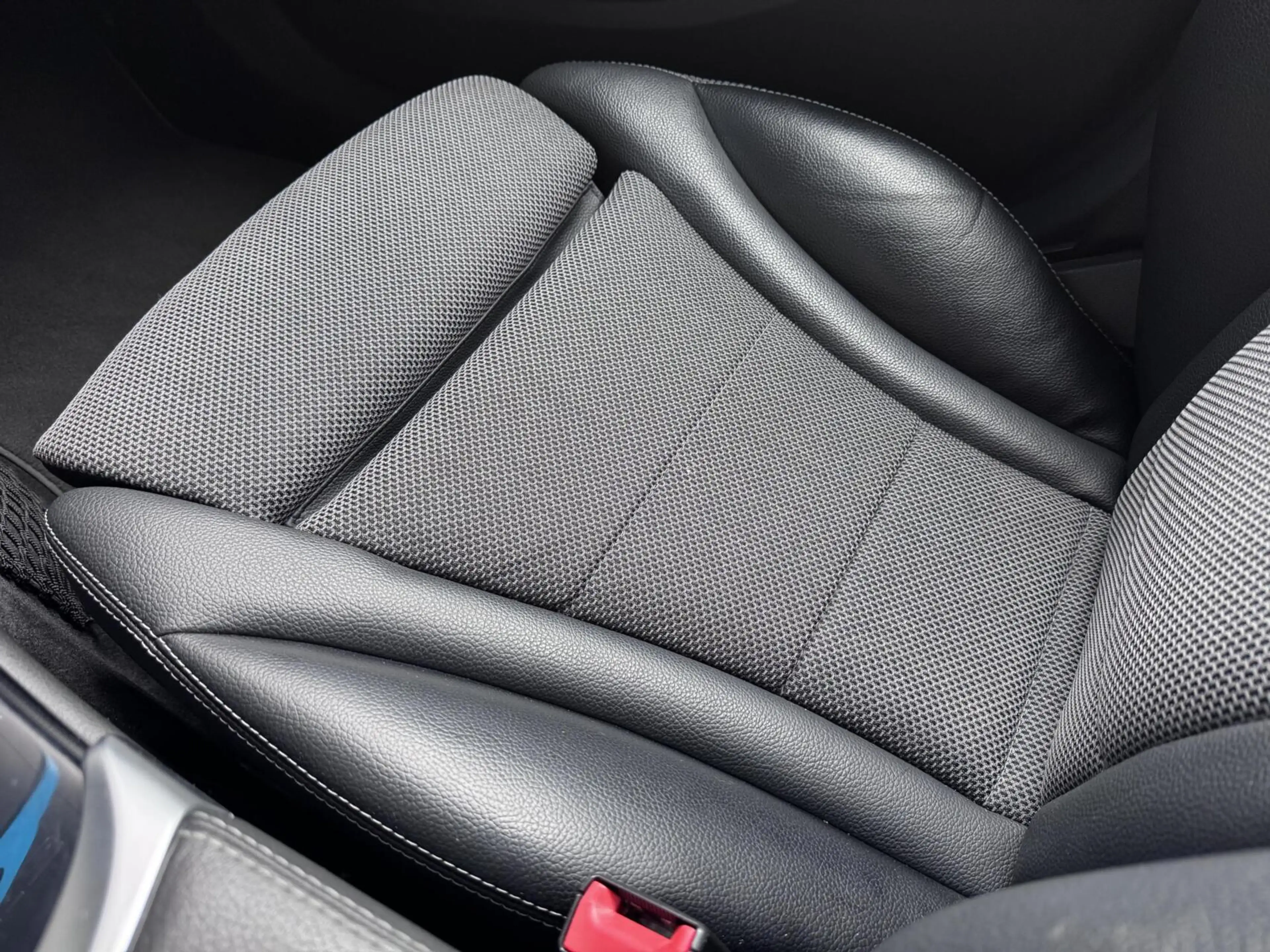 Mercedes-Benz C 350 Estate e Lease Edition — photo 8