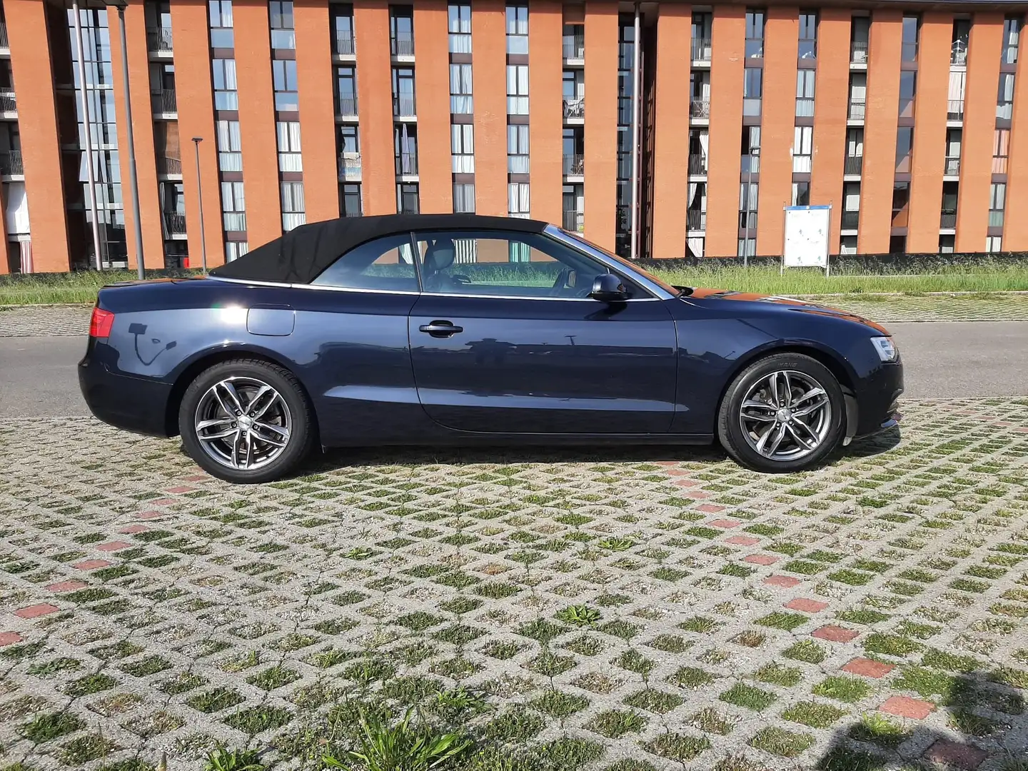 Audi A5 A5 CABRIO BUSINESS Bleu - 1