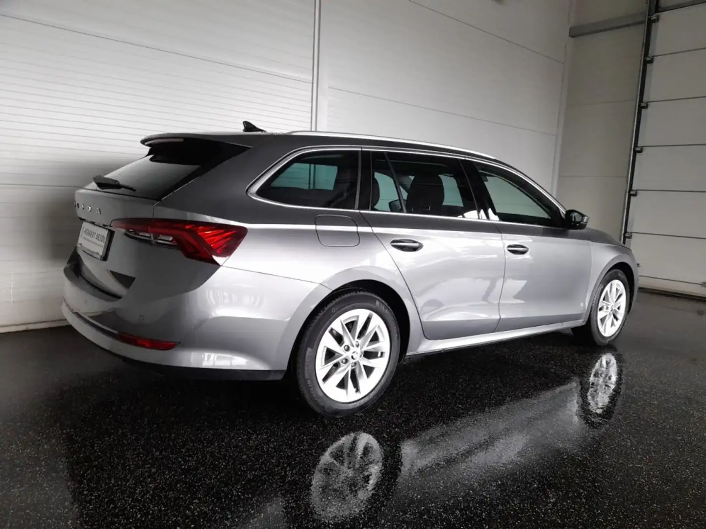 Skoda Octavia Combi STYLE 2,0 TDI DSG *VOLL-LED / HEAD-UP / VIRTUELL / NAVI / ACC / 2-ZONEN-KLIMA* Grau - 2