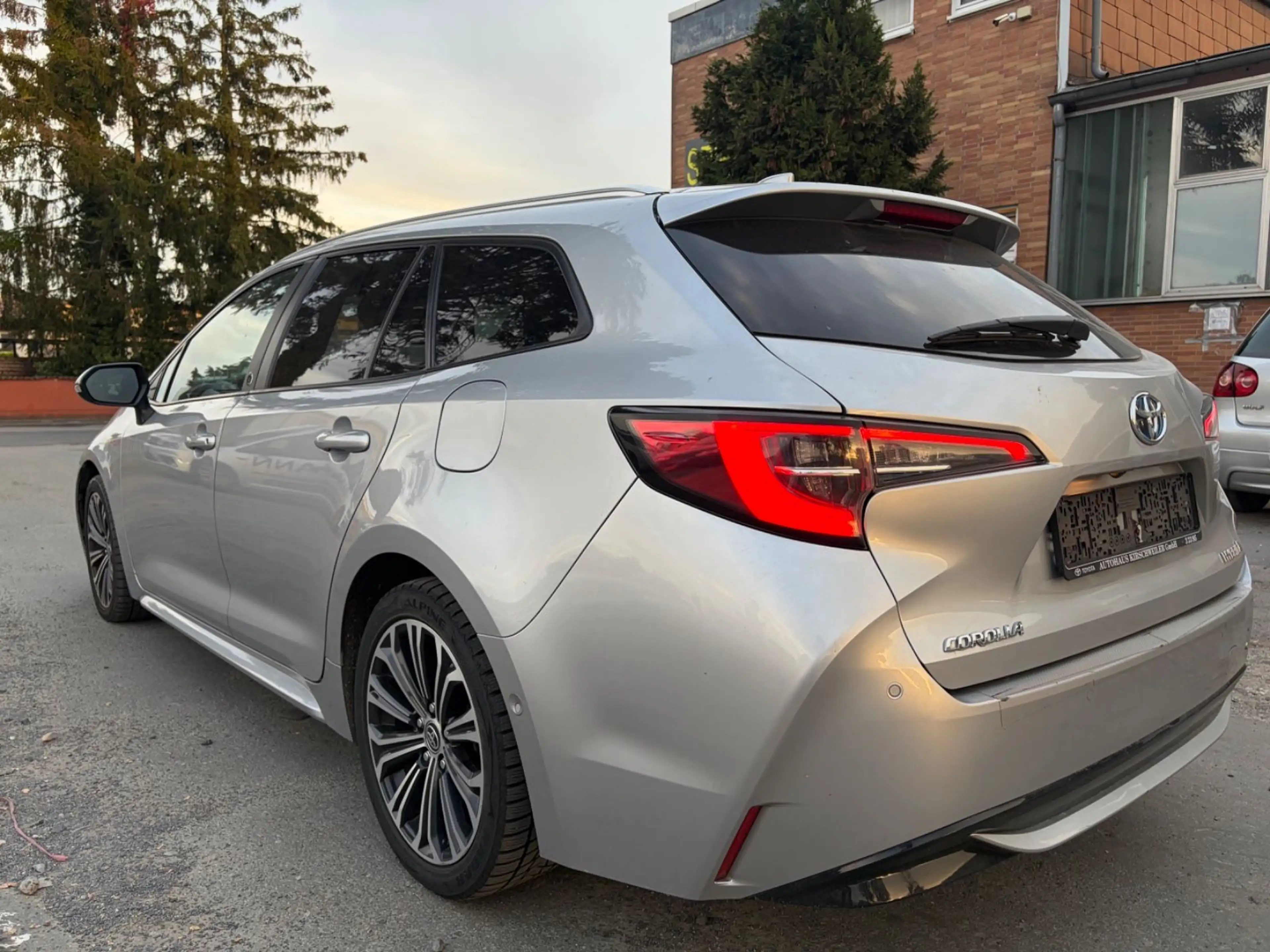 Toyota Corolla 2,0 Hybrid Team Deutsch Touring Sports — photo 7