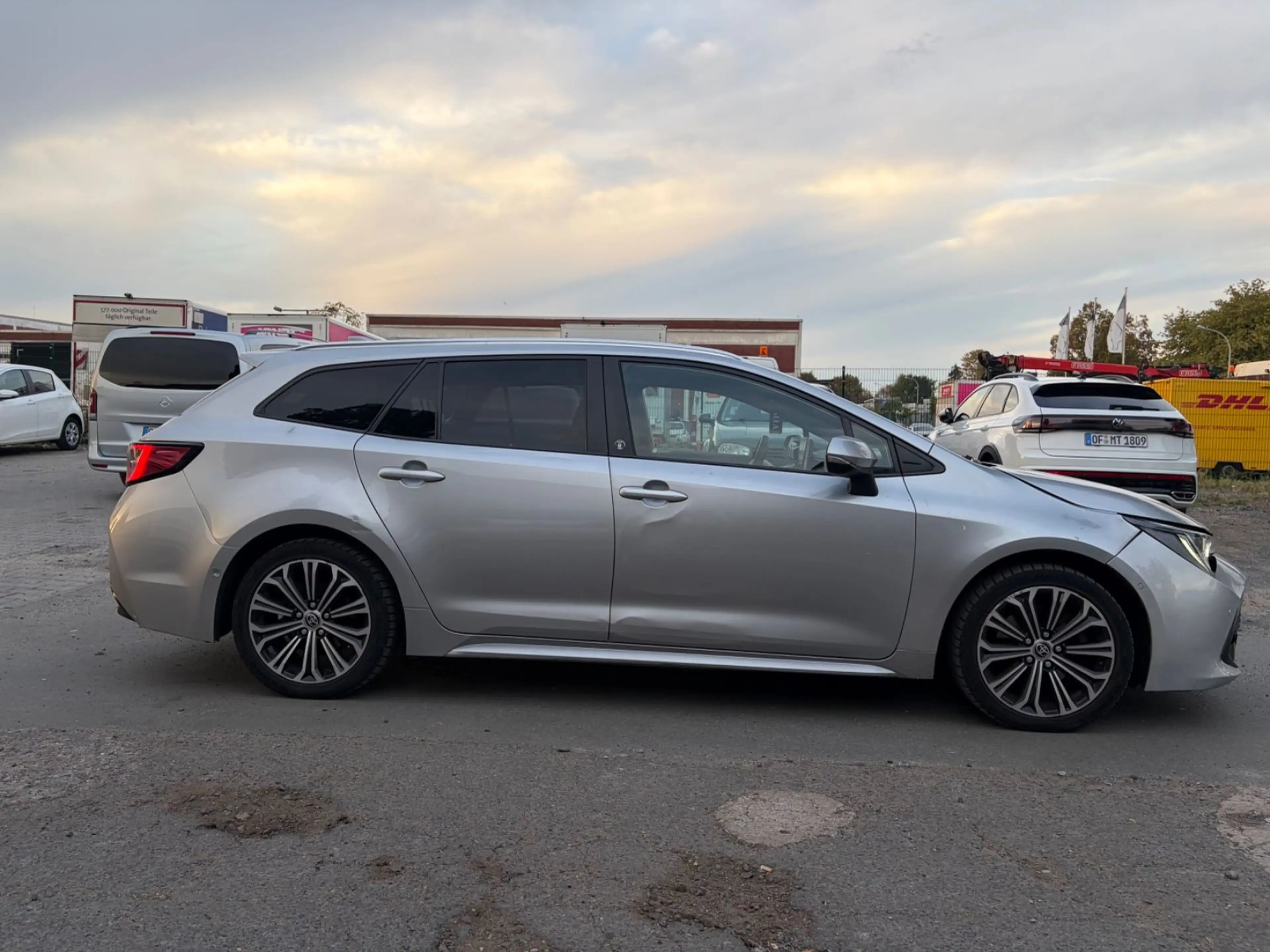 Toyota Corolla 2,0 Hybrid Team Deutsch Touring Sports — photo 11