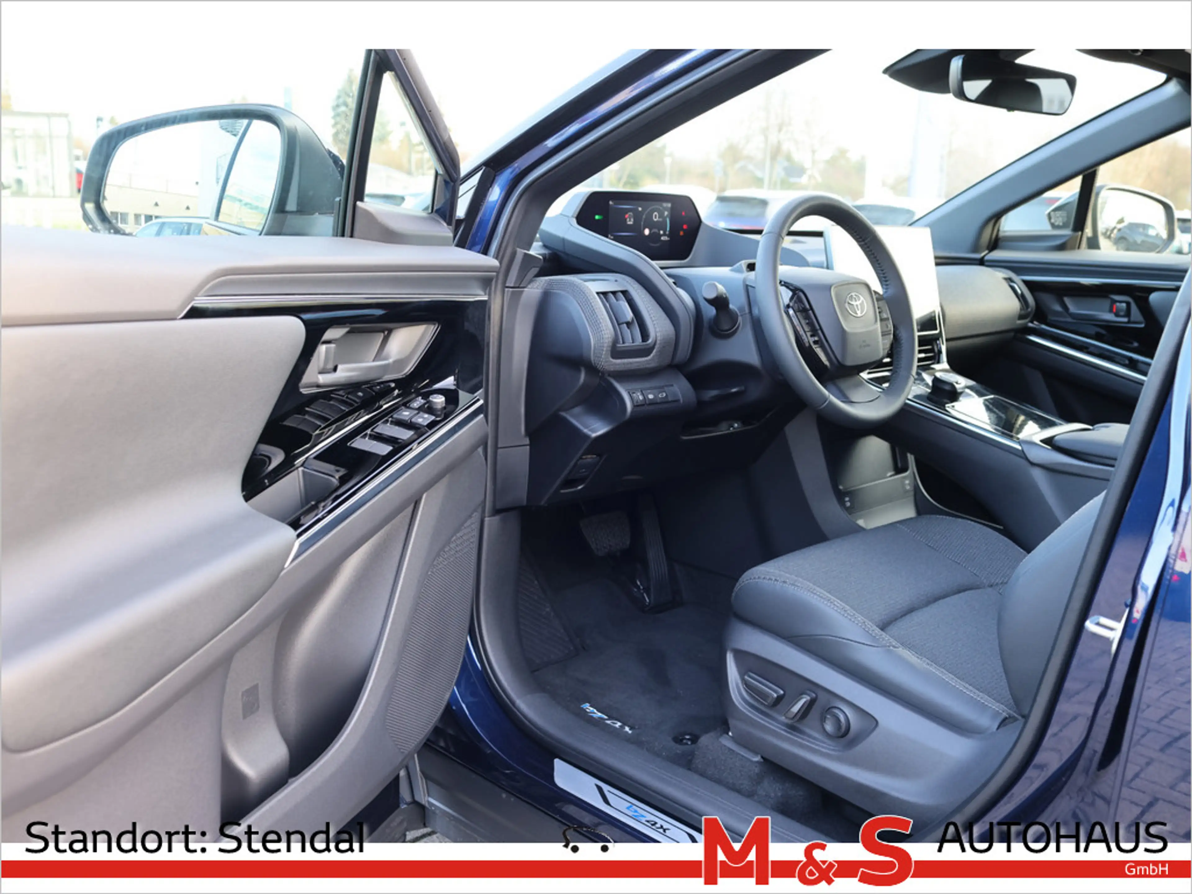 Toyota bZ4X FWD 4x2 Comfort Paket NAVI LED — photo 9