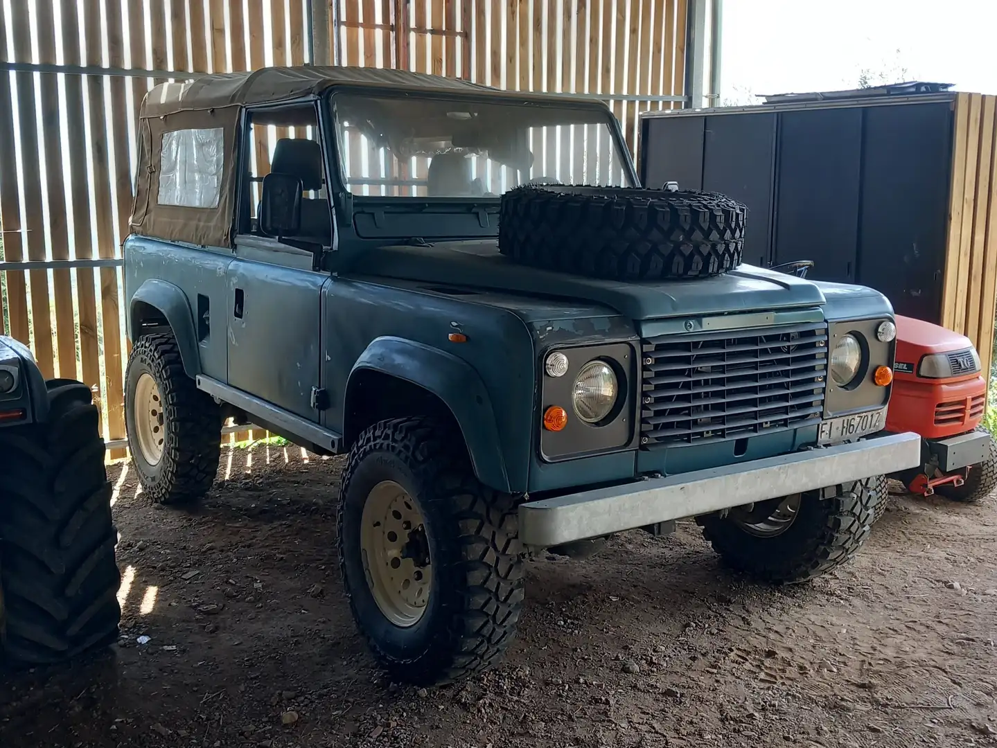 Land Rover Defender 90 soft top Blauw - 1