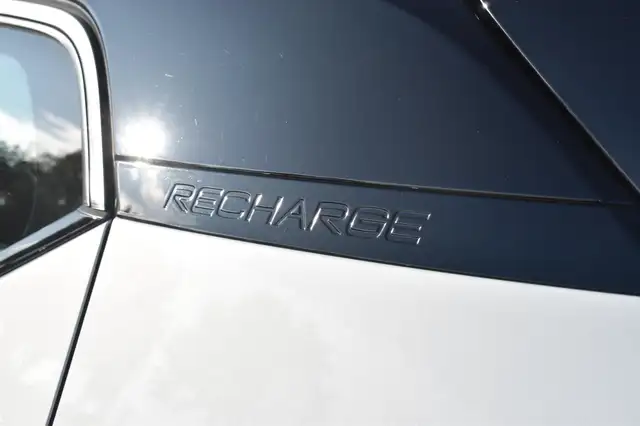 Volvo XC40 view 15